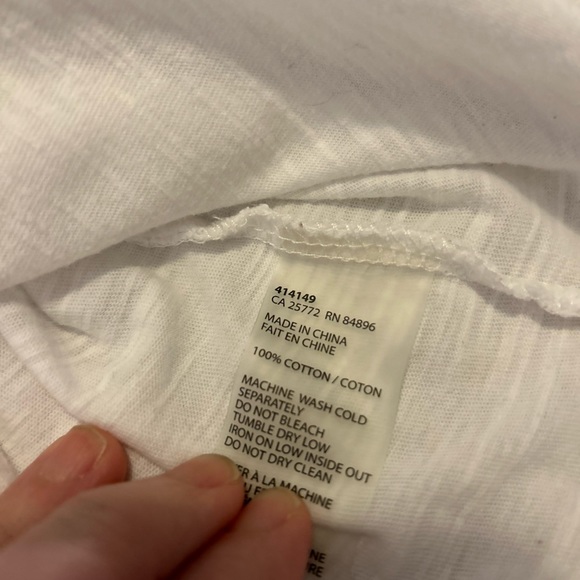 DEX Long-Sleeved T-Shirt, White, With “London “ Graphic, Women’s Size L - Picture 5 of 8